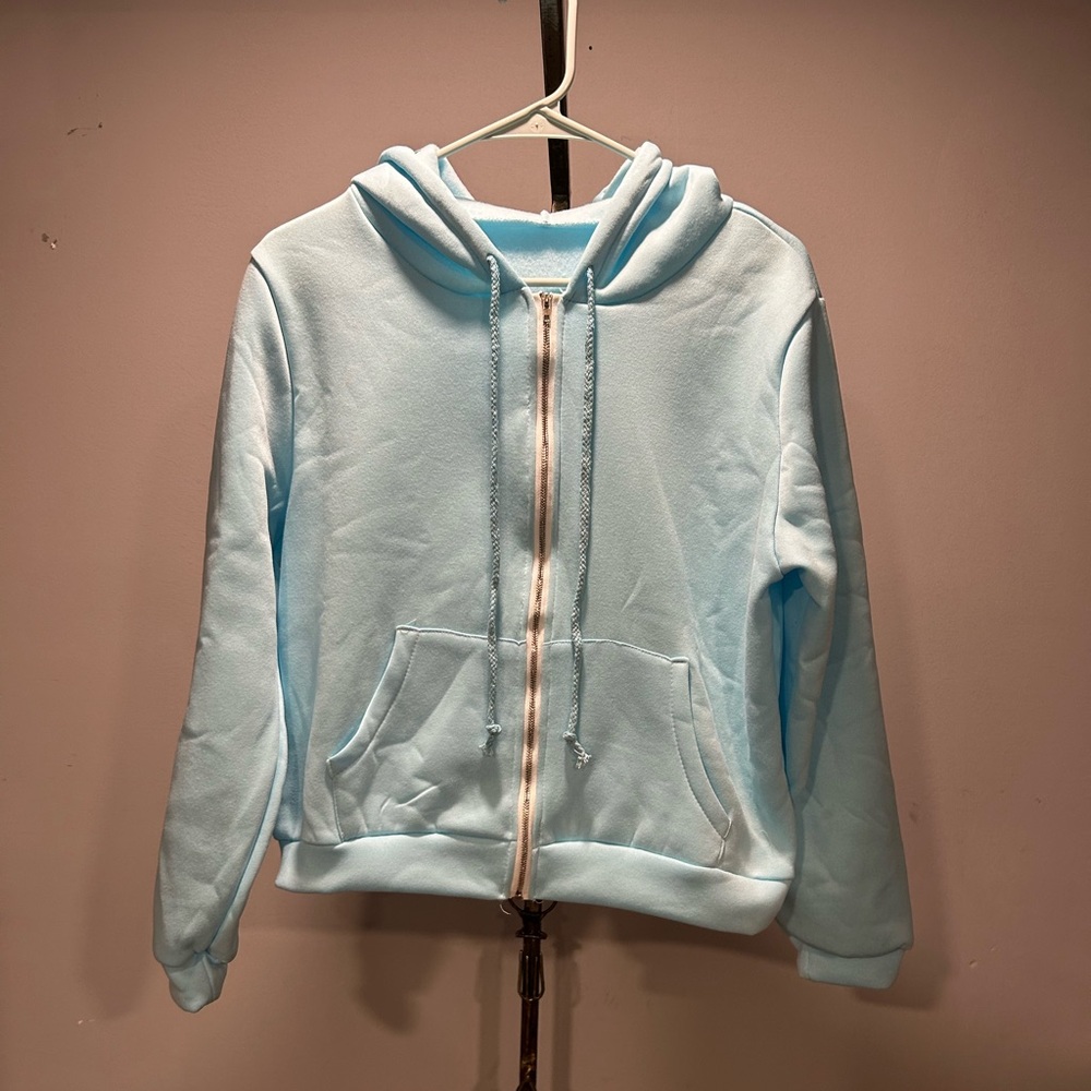 NWOT Women’s Baby blue hoodie